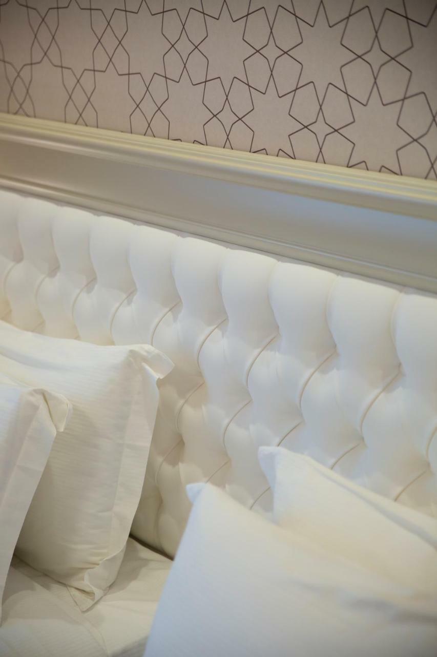 Aurum Suites Пескара Екстер'єр фото