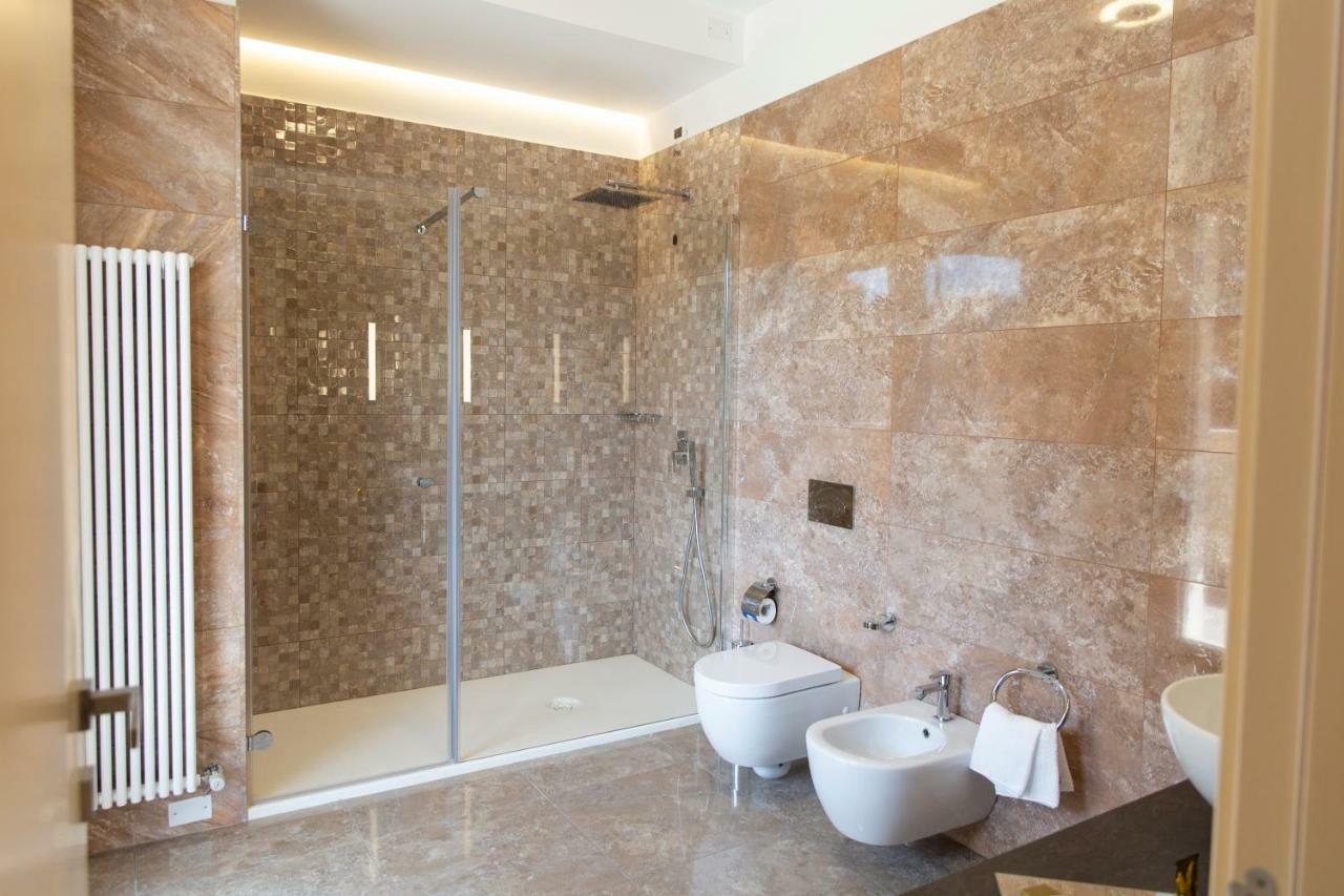 Aurum Suites Пескара Екстер'єр фото