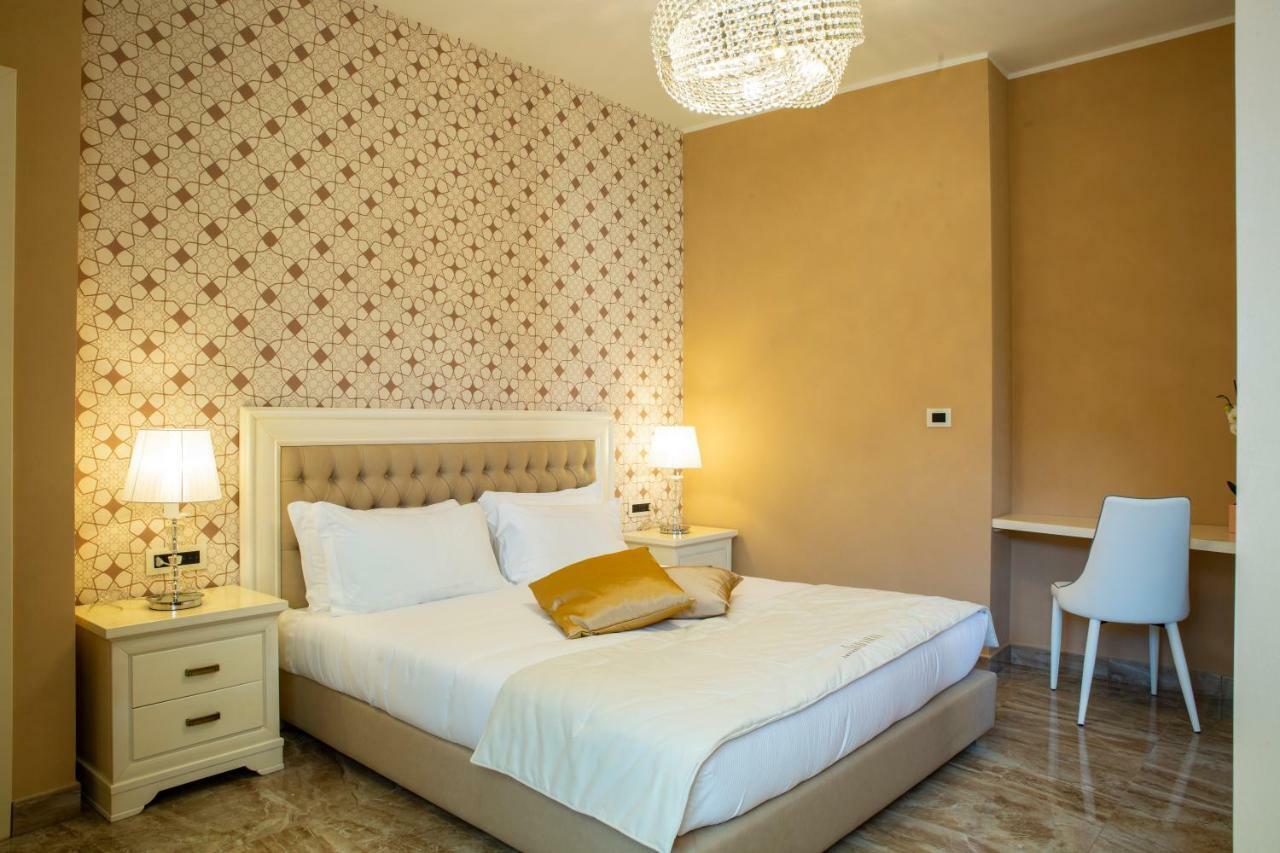 Aurum Suites Пескара Екстер'єр фото